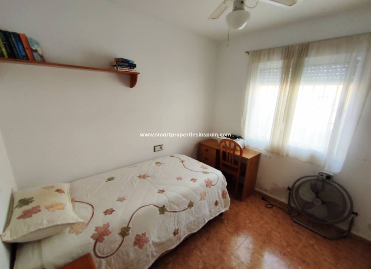 Wiederverkauf - Semi Detached Villa - La Marina - Urbanización La Marina