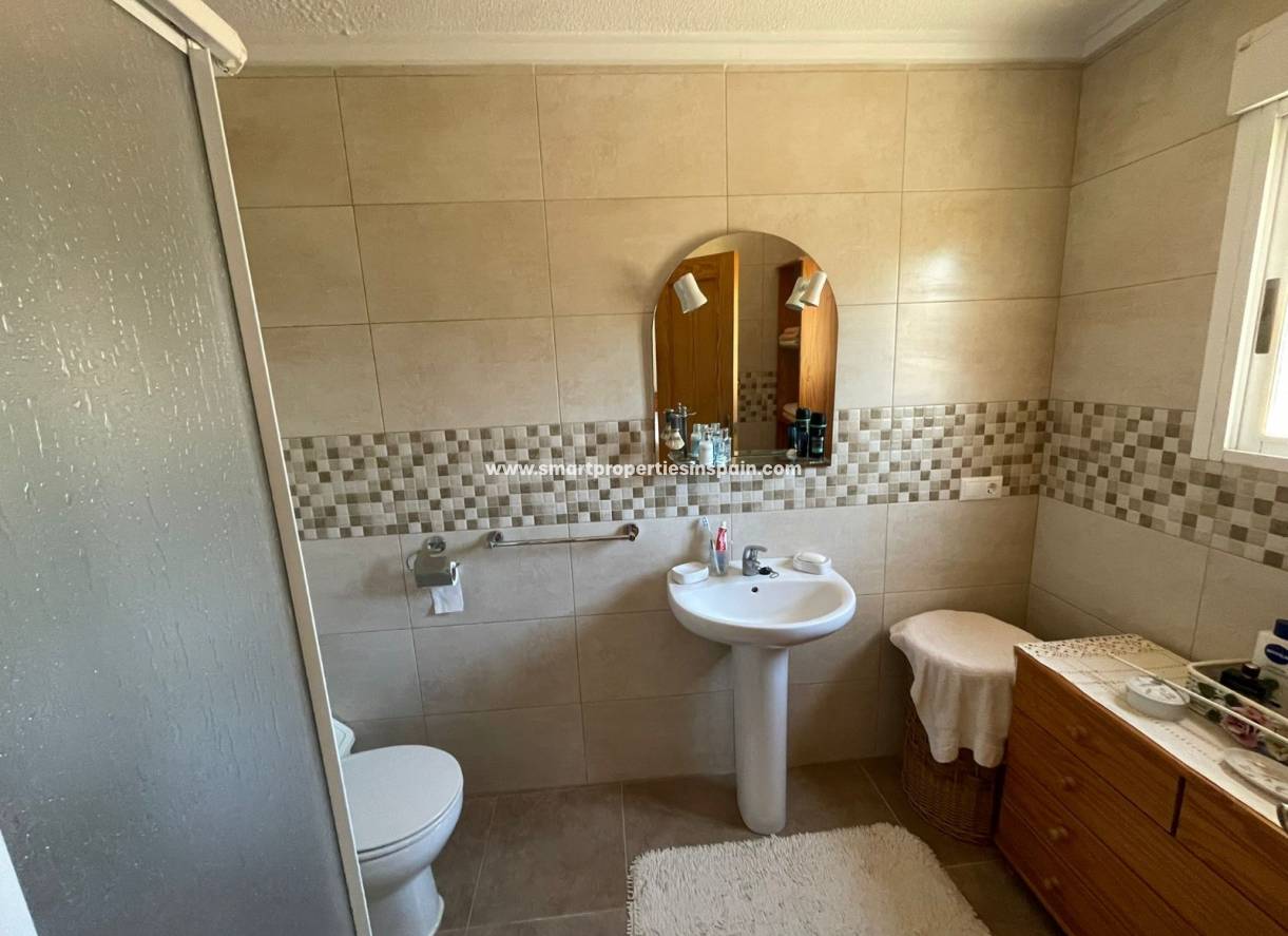 Wiederverkauf - Semi Detached Villa - La Marina - Urbanización La Marina
