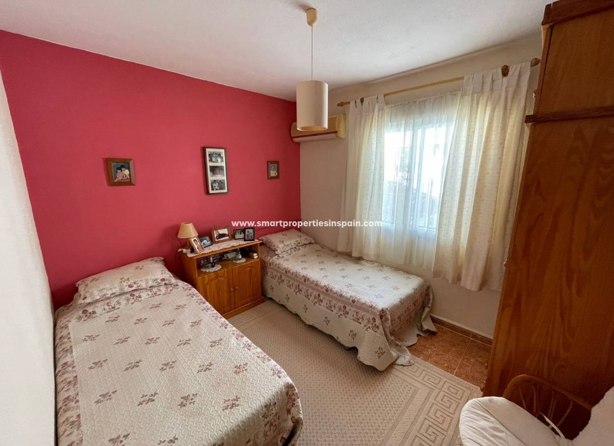 Wiederverkauf - Semi Detached Villa - La Marina - Urbanización La Marina