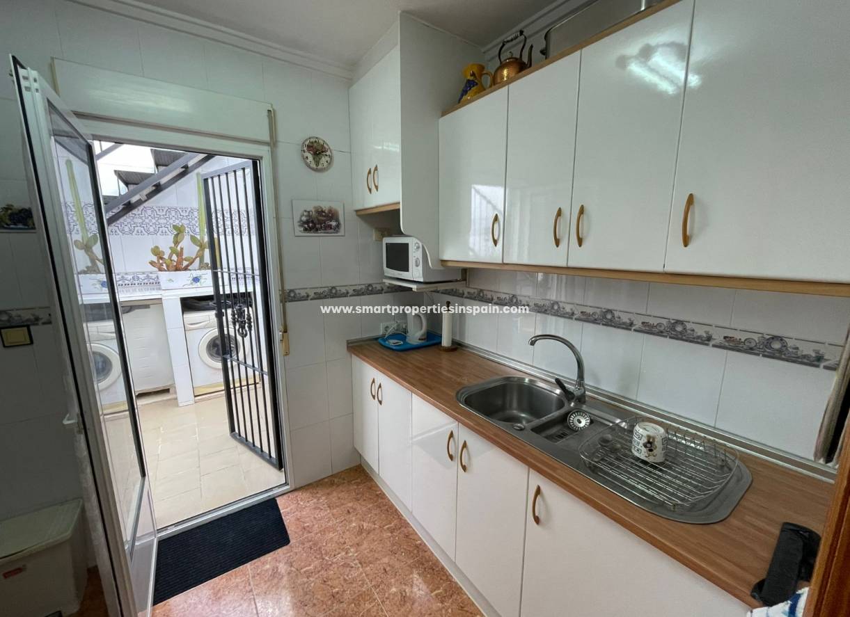 Wiederverkauf - Semi Detached Villa - La Marina - Urbanización La Marina