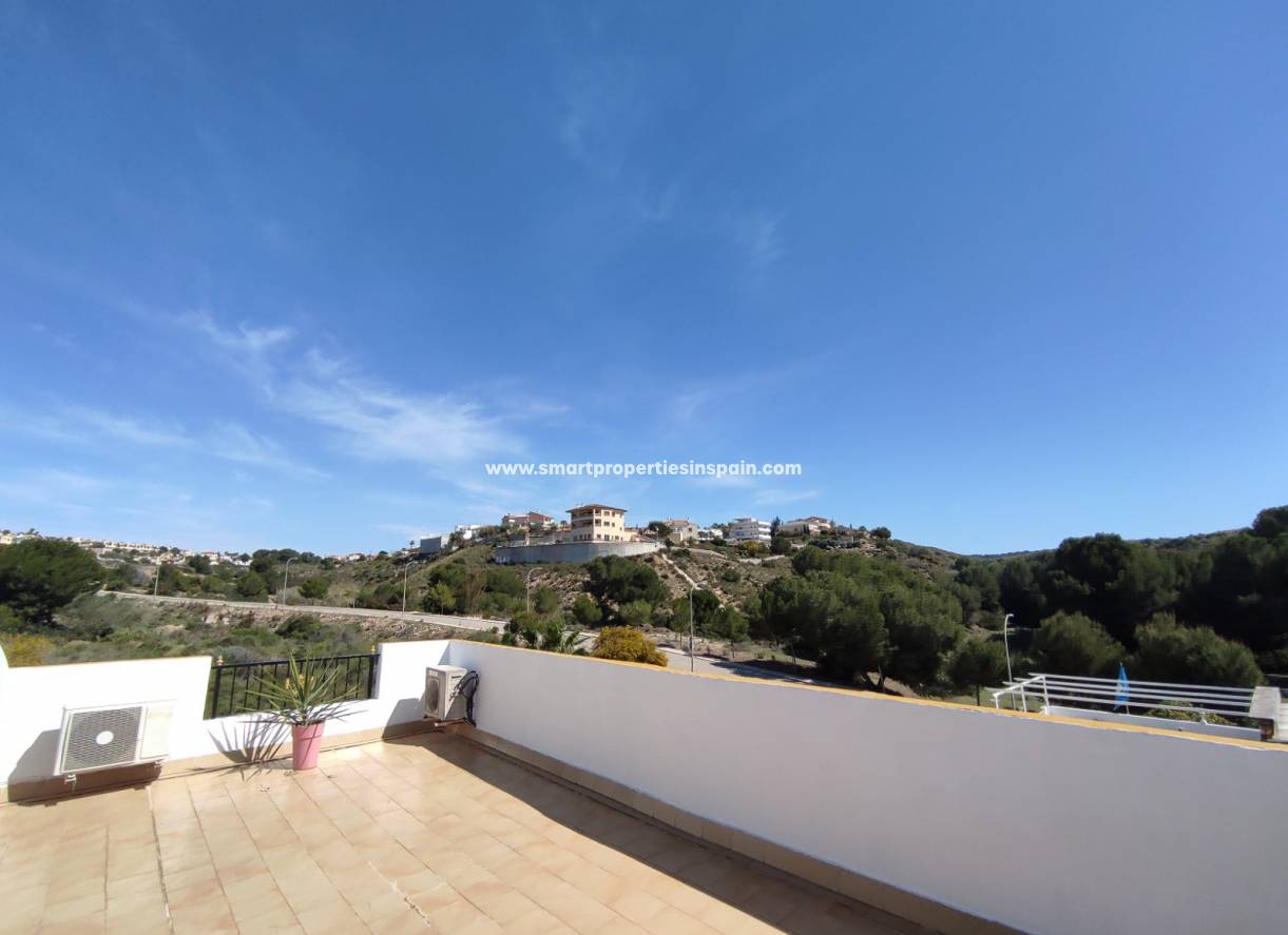 Wiederverkauf - Semi Detached Villa - La Marina - Urbanización La Marina