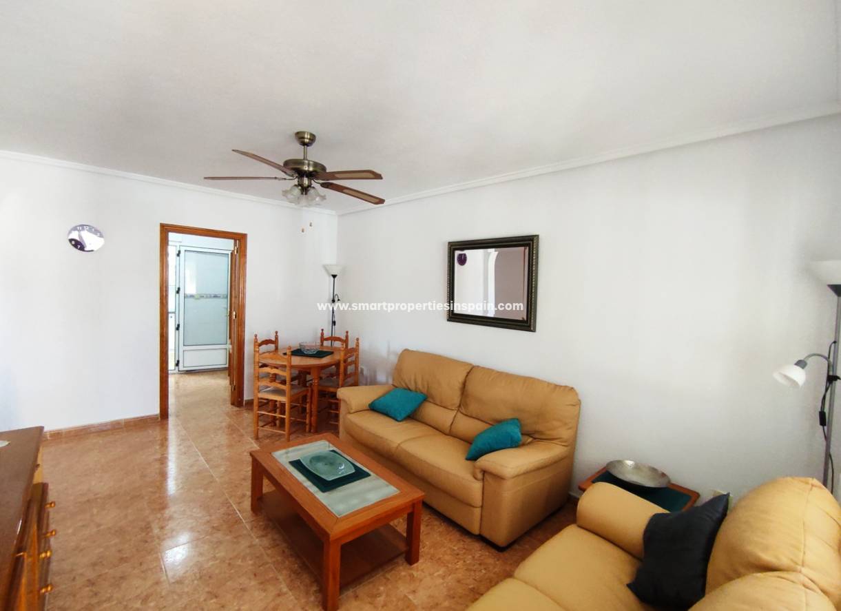 Wiederverkauf - Semi Detached Villa - La Marina - Urbanización La Marina