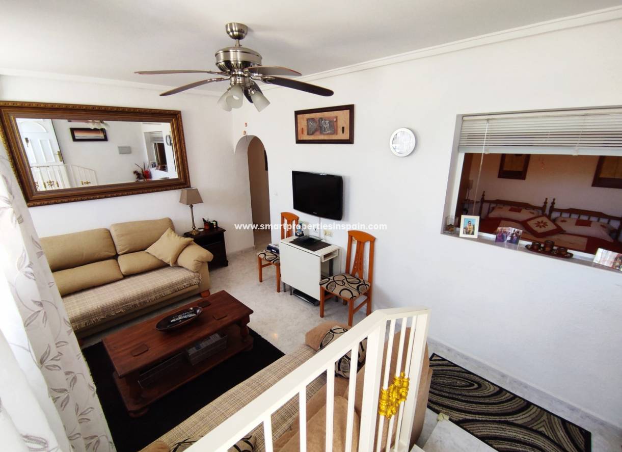 Wiederverkauf - Semi Detached Villa - La Marina - Urbanización La Marina