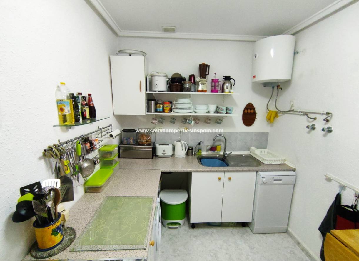 Wiederverkauf - Semi Detached Villa - La Marina - Urbanización La Marina