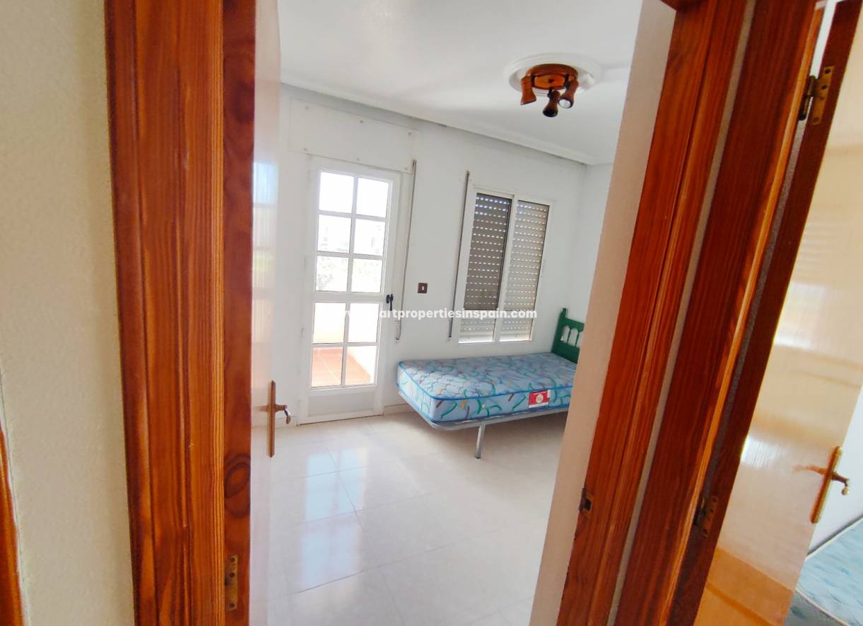 Wiederverkauf - Semi Detached Villa - La Marina - Urbanización La Marina