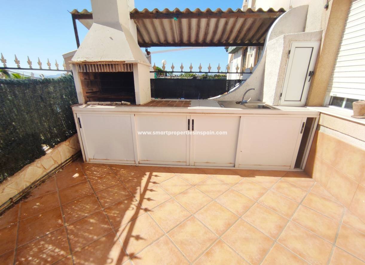 Wiederverkauf - Semi Detached Villa - La Marina - Urbanización La Marina