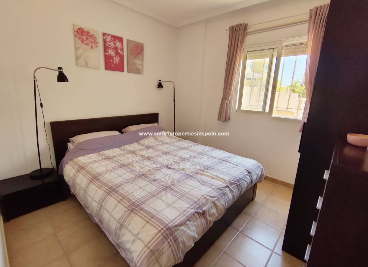 Wiederverkauf - Semi Detached Villa - La Marina - Urbanización La Marina