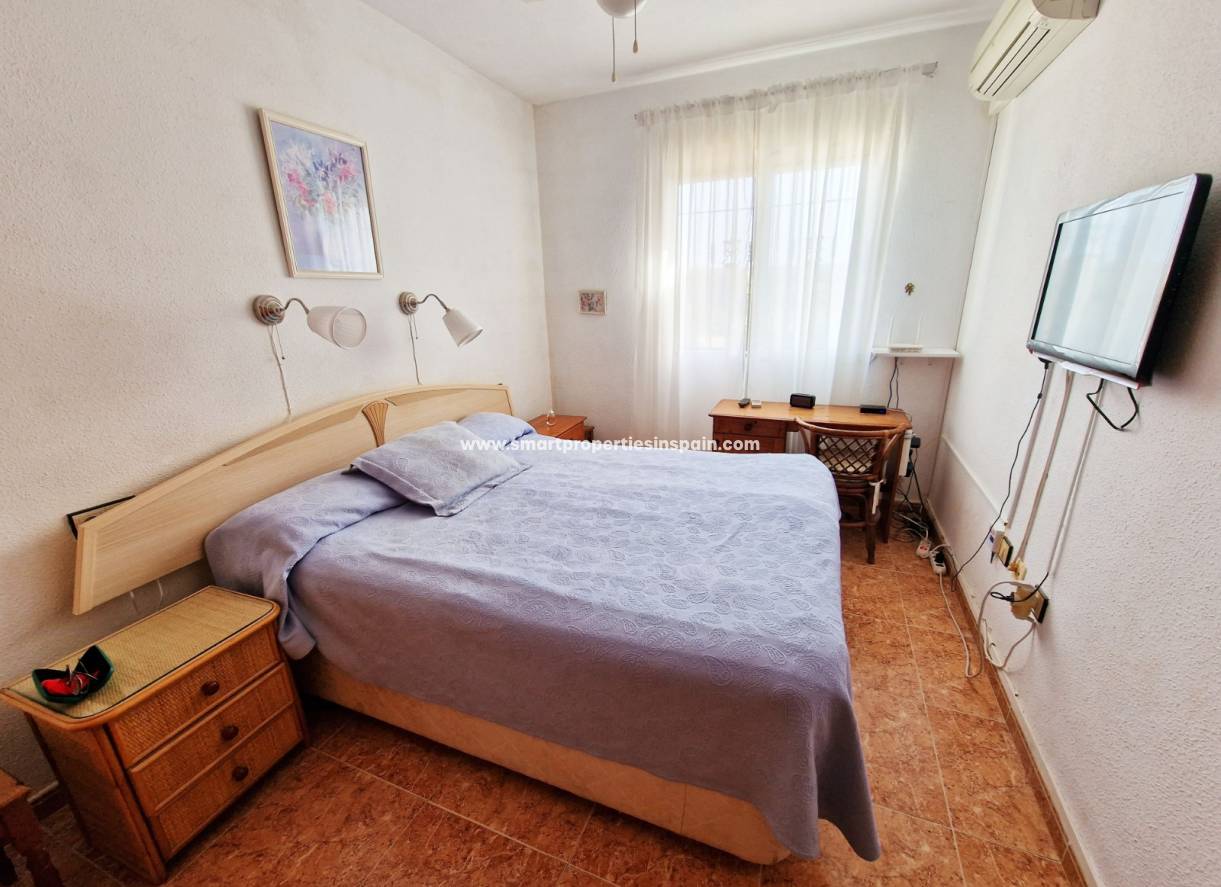 Wiederverkauf - Semi Detached Villa - La Marina - Urbanización La Marina