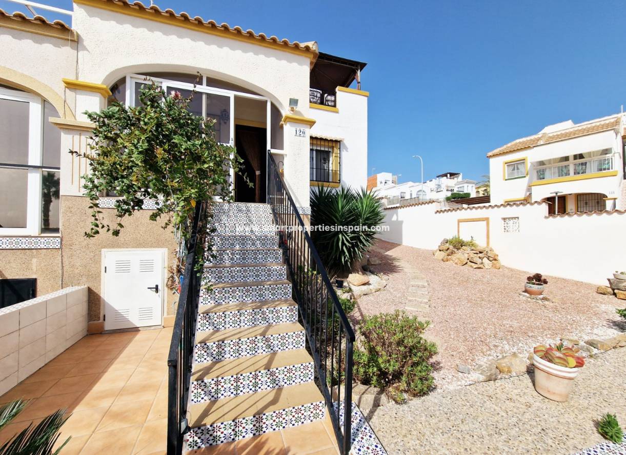 Wiederverkauf - Semi Detached Villa - La Marina - Urbanización La Marina