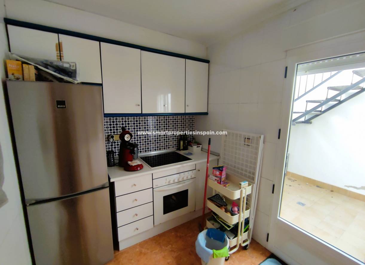 Wiederverkauf - Semi Detached Villa - La Marina - Urbanización La Marina