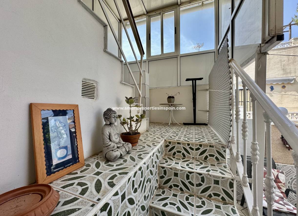Wiederverkauf - Semi Detached Villa - La Marina - Urbanización La Marina