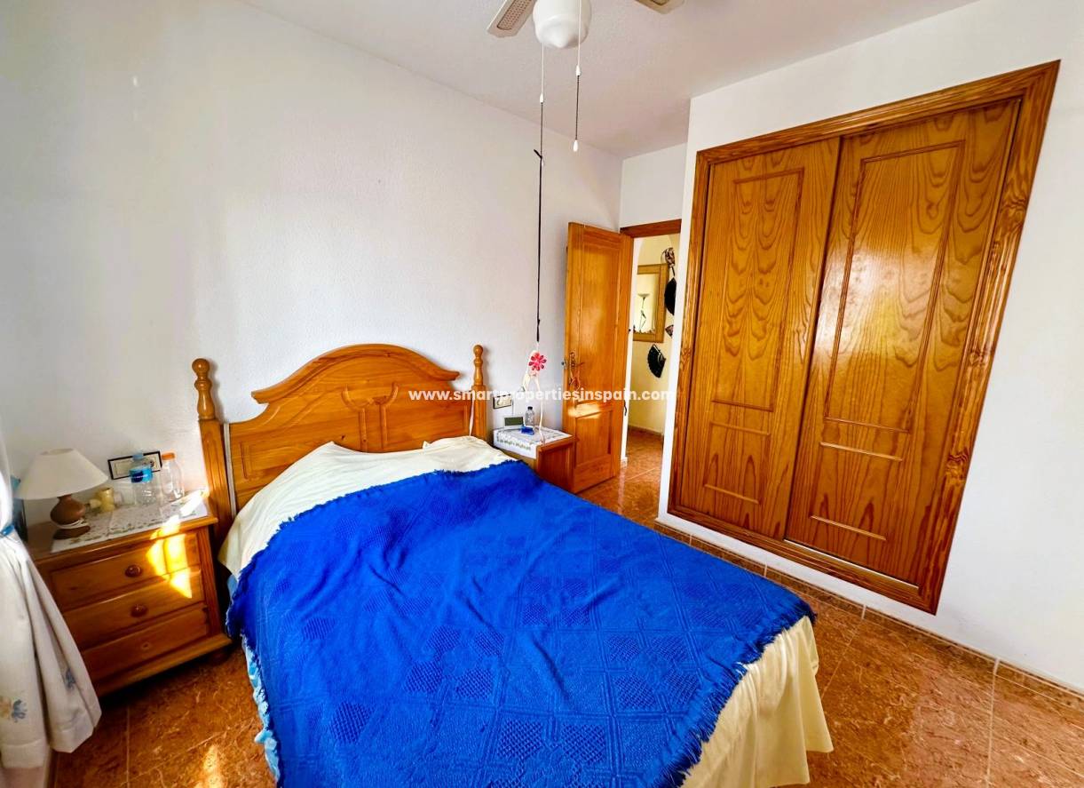 Wiederverkauf - Semi Detached Villa - La Marina - Urbanización La Marina