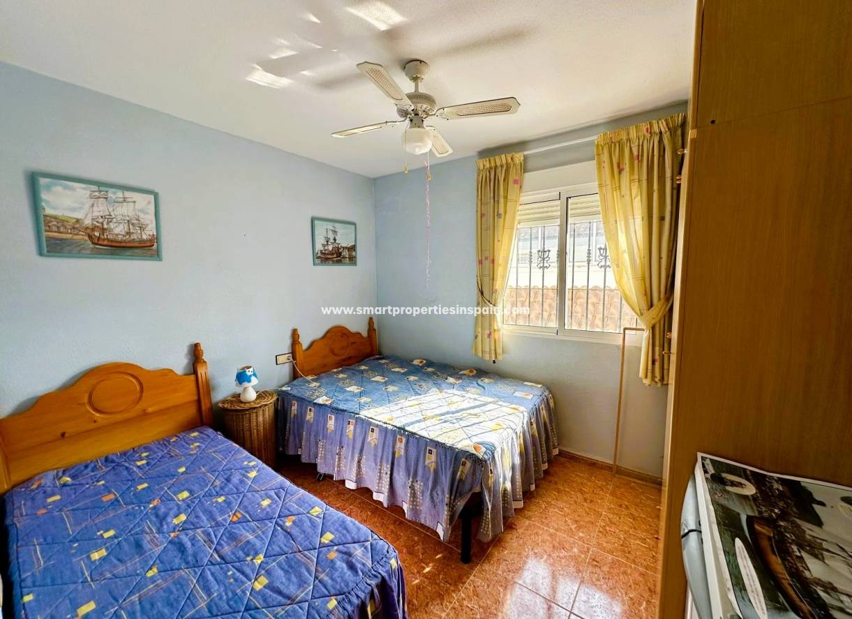 Wiederverkauf - Semi Detached Villa - La Marina - Urbanización La Marina