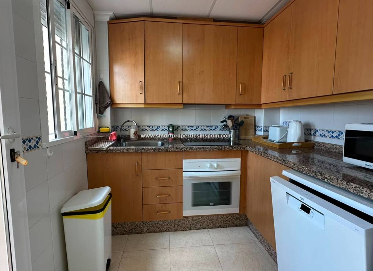 Wiederverkauf - Semi Detached Villa - La Marina - Urbanización La Marina