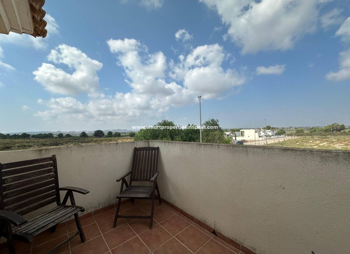 Wiederverkauf - Semi Detached Villa - La Marina - Urbanización La Marina