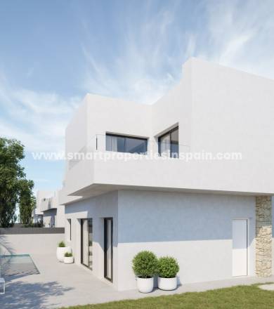 Are you attracted to modern houses and country living? You will love this new build villa in Dolores