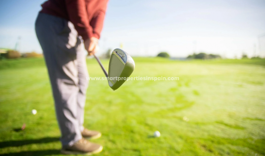 What golf courses can I find near my villa in La Marina development?