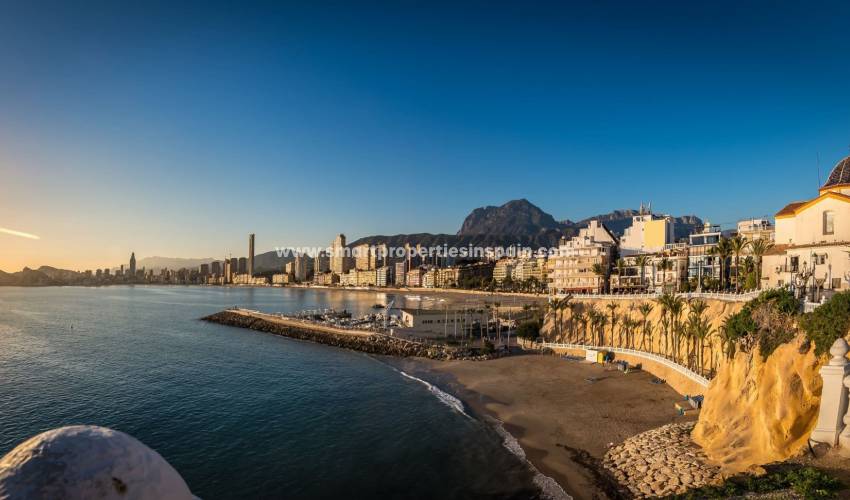 ¿Por qué elegir a Smart Properties para vender tu casa en la Costa Blanca?
