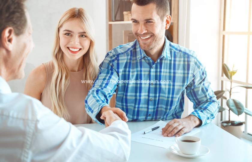 Vertrouw op SMART PROPERTIES bij de aankoop van een huis in Spanje en ontdek onze interessante aftersales-service. Vertrouw op SMART PROPERTIES bij de aankoop van een huis in Spanje en ontdek onze interessante aftersales-service.