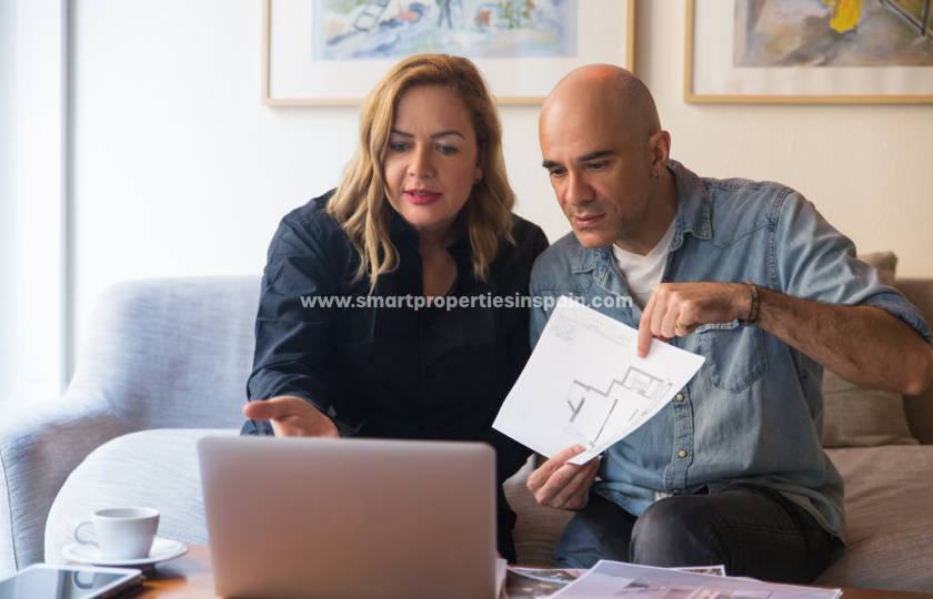What costs come with buying a property on the Costa Blanca?