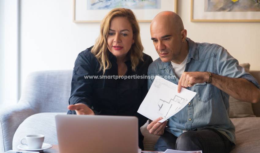 What costs come with buying a property on the Costa Blanca?