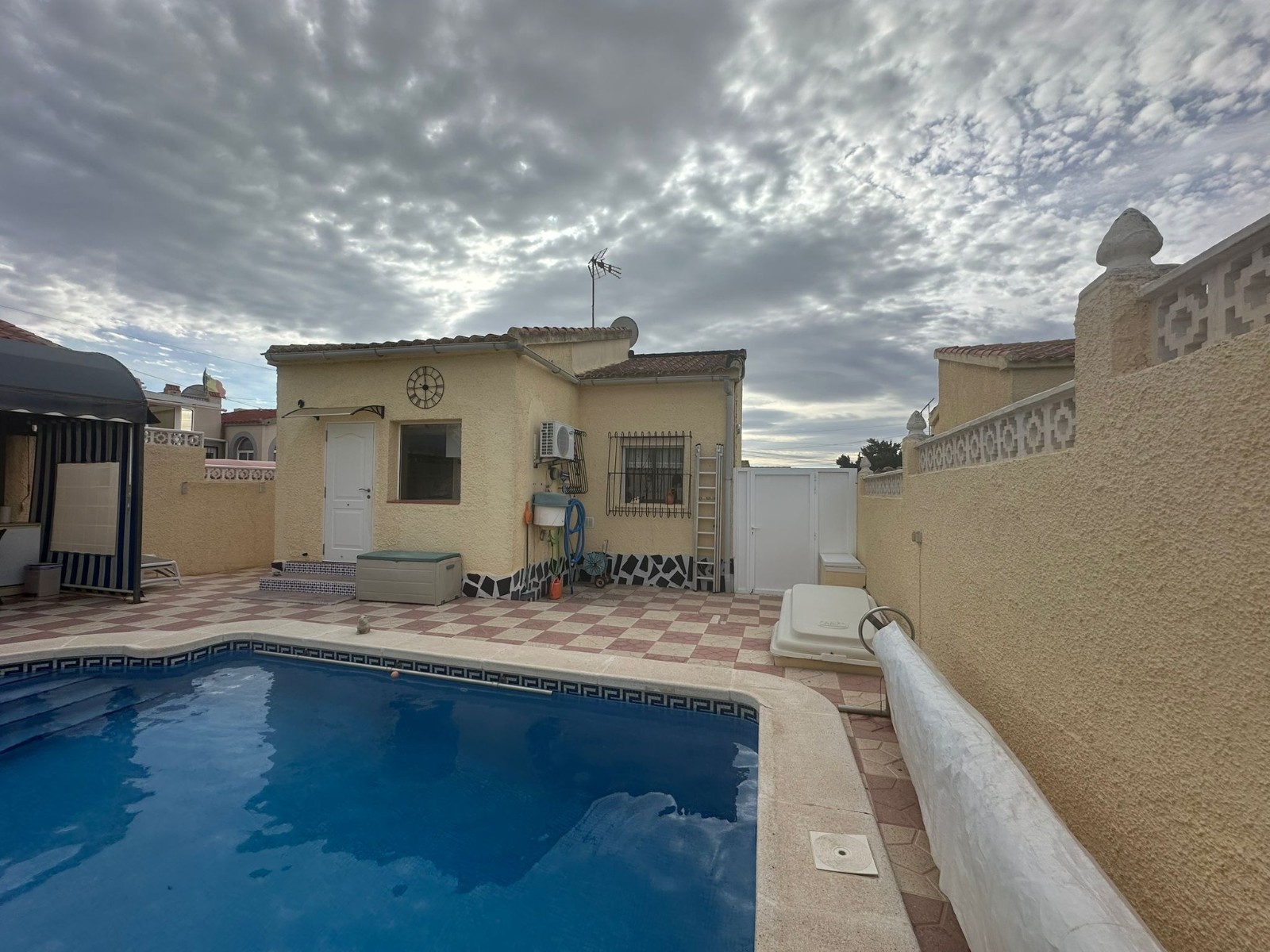 Villa en venta en Elche/Elx zona La Marina