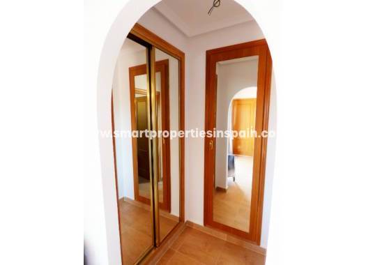 Reventa - Chalet Independiente - La Marina - Urbanización La Marina