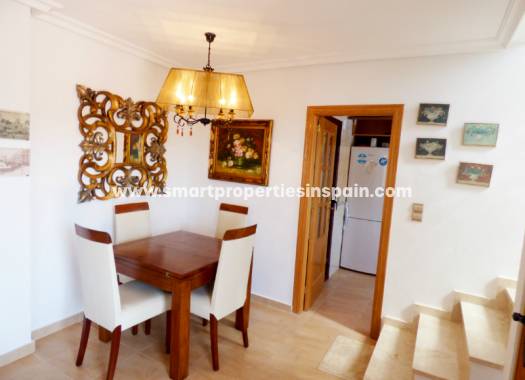 Reventa - Chalet Independiente - La Marina - Urbanización La Marina