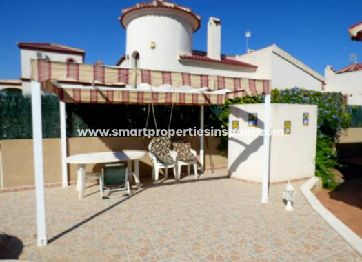 Wiederverkauf - Freistehendes Haus - La Marina - Urbanización La Marina