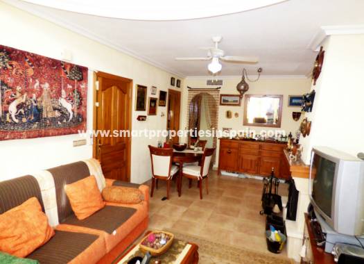 Wiederverkauf - Freistehendes Haus - La Marina - Urbanización La Marina