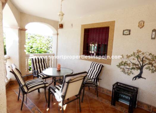 Wiederverkauf - Freistehendes Haus - La Marina - Urbanización La Marina