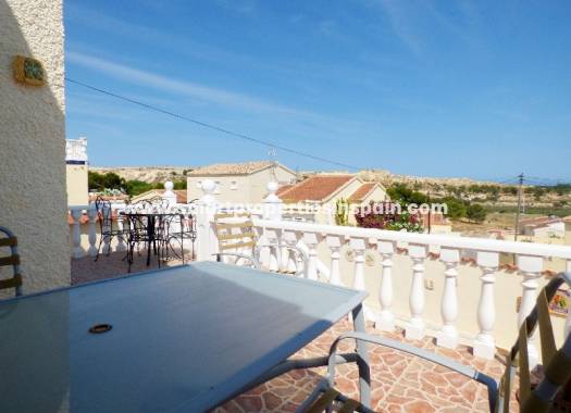 Wiederverkauf - Freistehendes Haus - La Marina - Urbanización La Marina