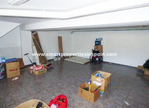 Resale - Commercial - La Marina - Urbanización La Marina