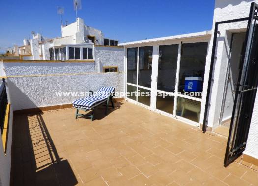 Resale - Semi Detached House - La Marina - Urbanización La Marina