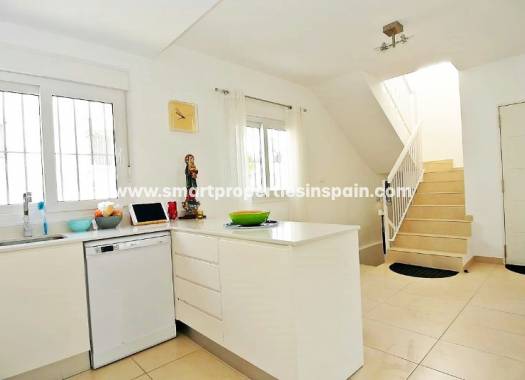 Resale - Detached Villa - La Marina - Urbanización La Marina