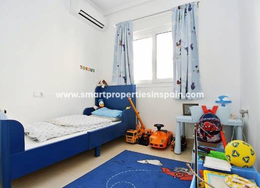 Resale - Detached Villa - La Marina - Urbanización La Marina