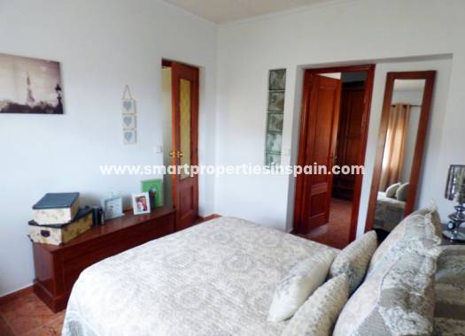 Reventa - Chalet Independiente - La Marina - Urbanización La Marina