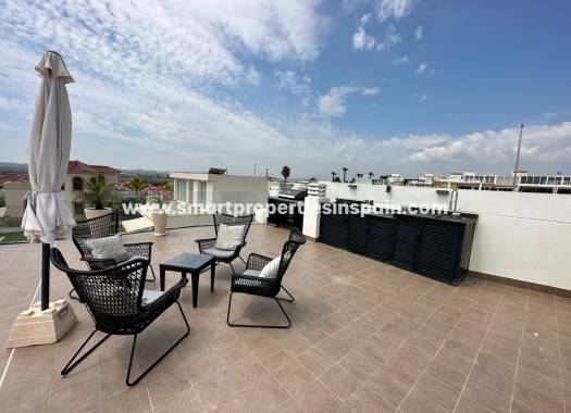 Solarium/outside kitchen