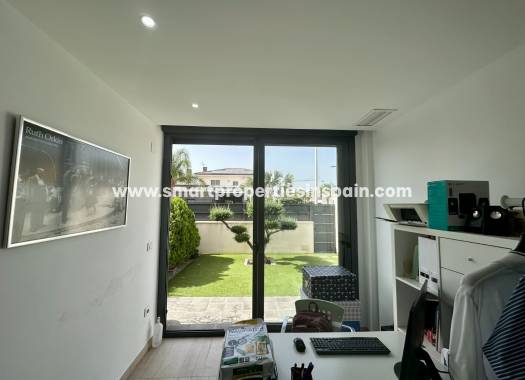 Wederverkoop - Detached Villa - Elche - La hoya