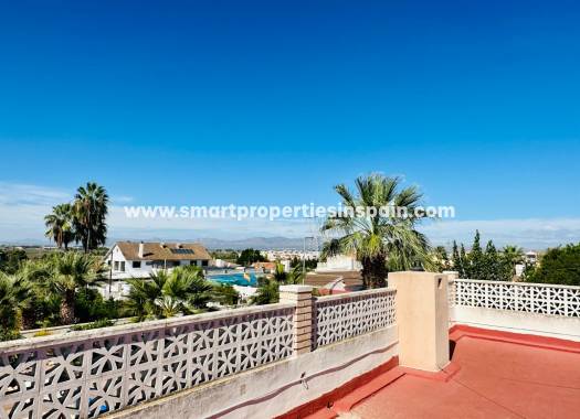 Resale - Detached Villa - La Marina - Urbanización La Marina