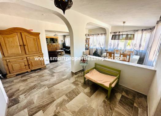 Resale - Detached Villa - La Marina - Urbanización La Marina