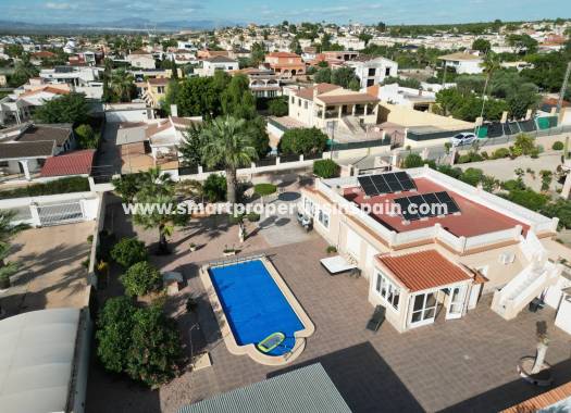 Resale - Detached Villa - La Marina - Urbanización La Marina