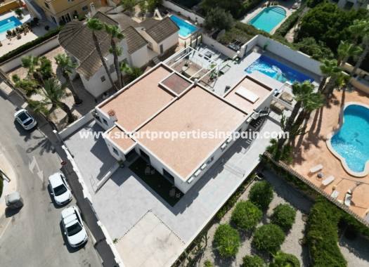 Resale - Detached Villa - La Marina - Urbanización La Marina