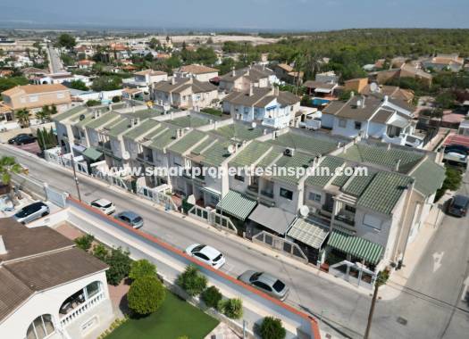 Reventa - Vivienda Adosada - La Marina - Urbanización La Marina