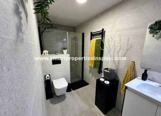 Long Term Rentals - Apartment - La Marina - La Marina Village