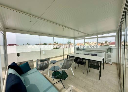 Resale - Detached Villa - La Marina - Urbanización La Marina