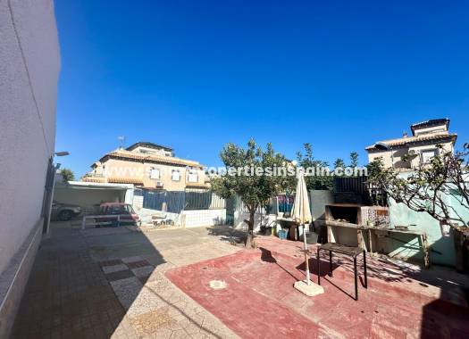 Resale - Detached Villa - La Marina - Urbanización La Marina