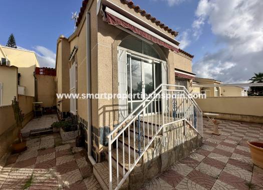 Resale - Detached Villa - La Marina - Urbanización La Marina