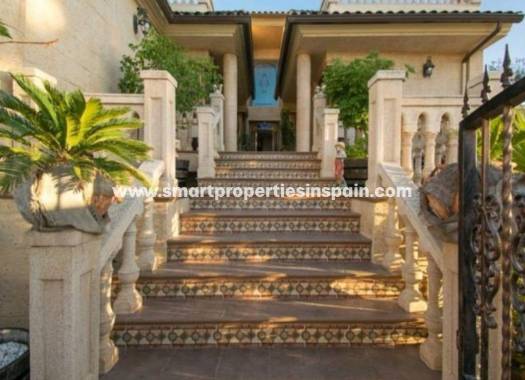 Wederverkoop - Detached Villa - Catral
