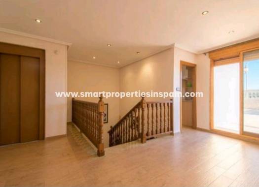 Wederverkoop - Detached Villa - Catral